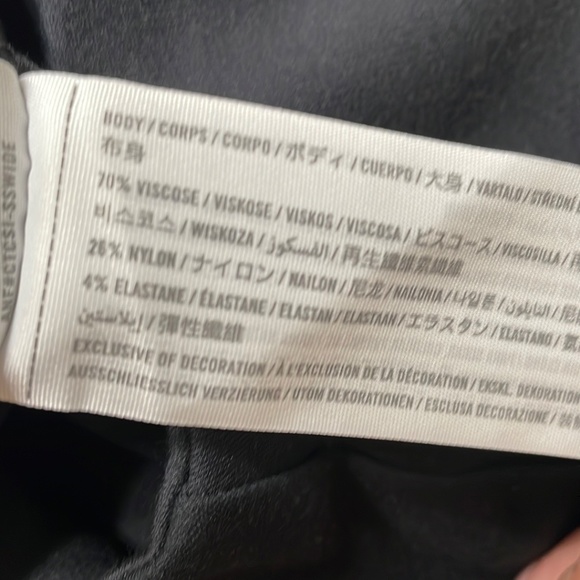 Abercrombie & Fitch Ponte Curved Hem Mini Skirt - Picture 6 of 6